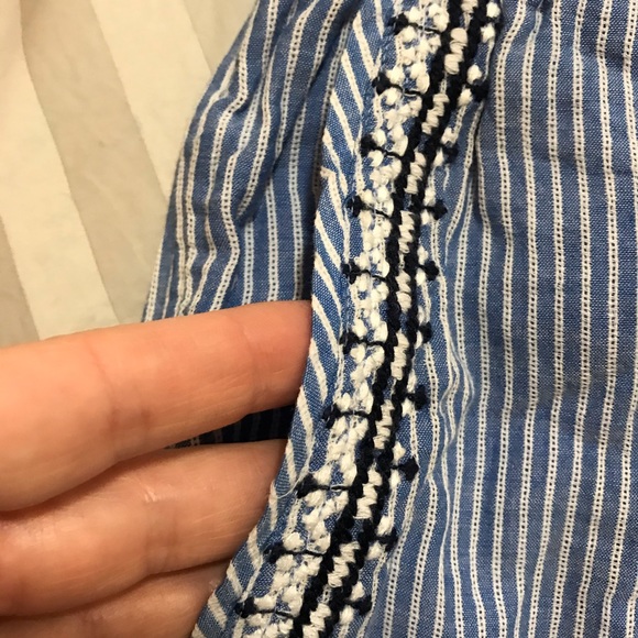 Vineyard Vines Shorts - Picture 7 of 11